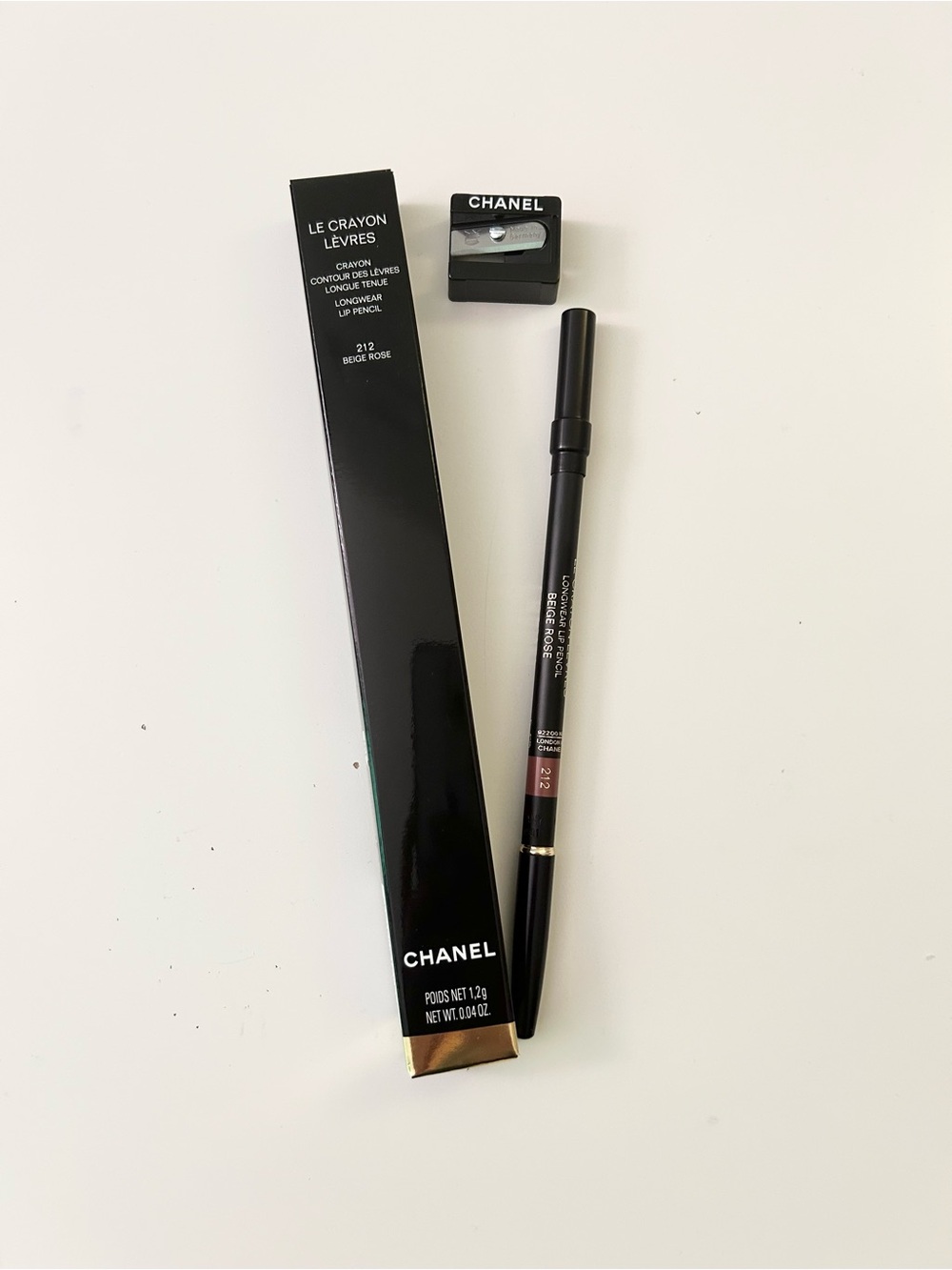 🌸CHANEL Le Crayon Levres Longwear Lip Pencil 212 Beige Rose w/ Sharpener 1.2 g